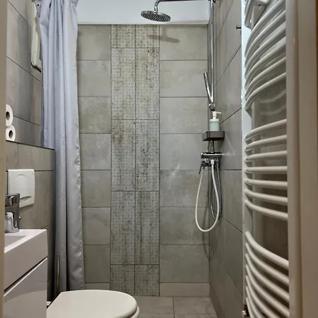 Apartment P9 By Small