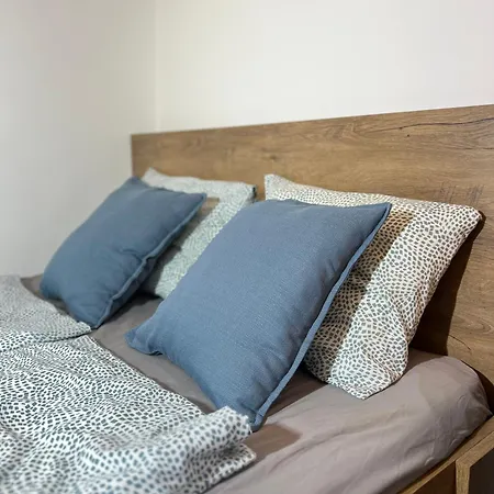 P9 By Small Apartment Budapest