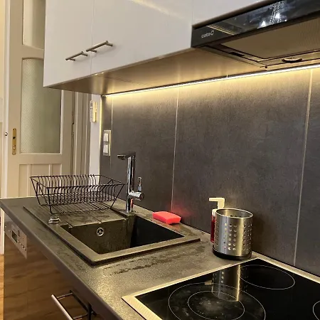 Apartment P9 By Small Budapest