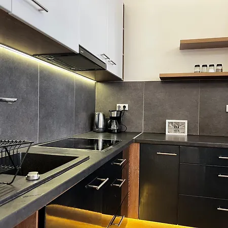 Apartment P9 By Small