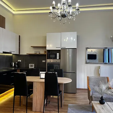 Apartment P9 By Small