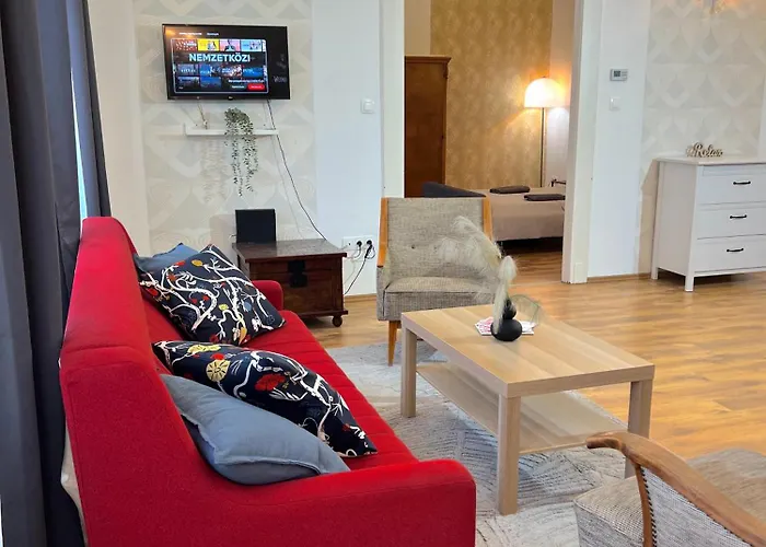 P9 By Small Apartmán *